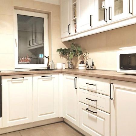 Cosy Boutique 61 Sqm Apartment - Private Parking - Ten Blocks Residence Bukarest Exteriör bild