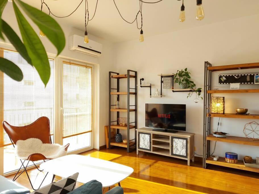 Cosy Boutique 61 Sqm Apartment - Private Parking - Ten Blocks Residence Bukarest Exteriör bild